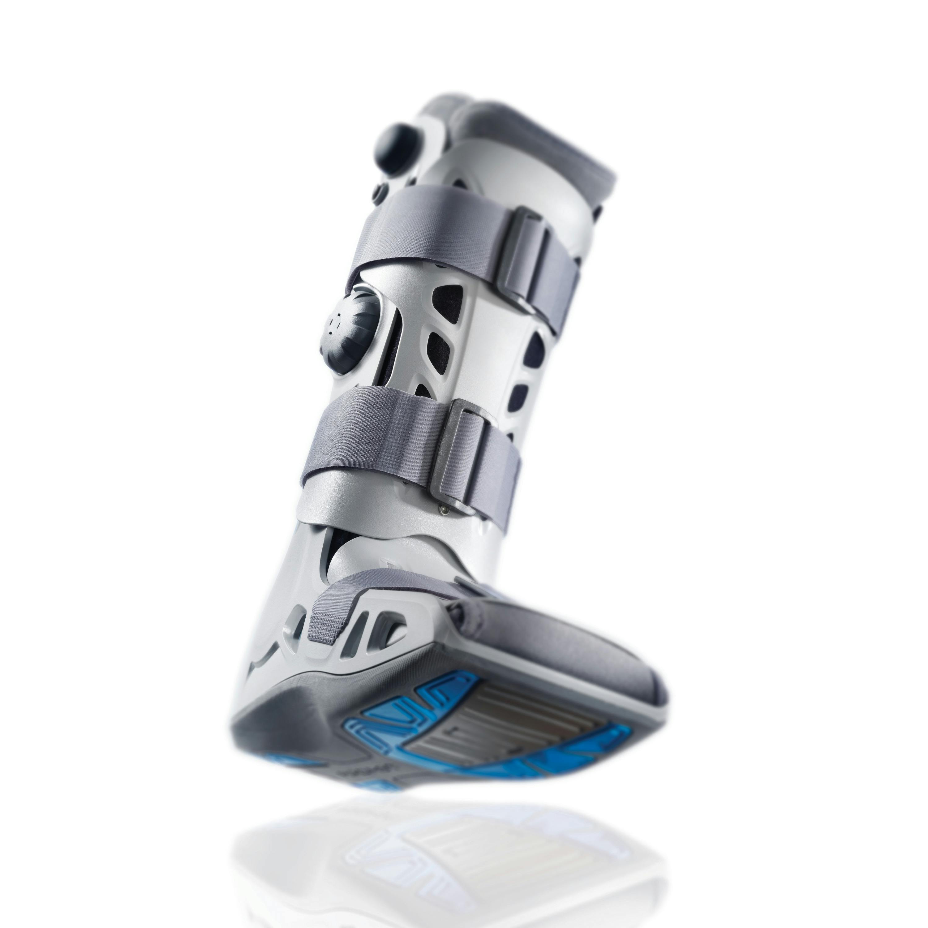 Zusatzbild AIRCAST® Airselect™ Elite Walker mit Spiegelung, Unterschenkel-Fuß-Orthese zur Immobilisierung in vorgegebener Position